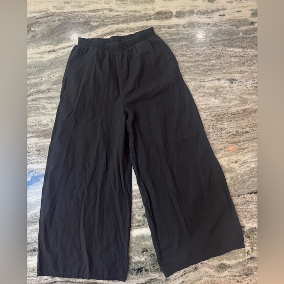 Black Wide-Leg Flowy Pants Women’s Size 6 (S/M) - Picture 1 of 5